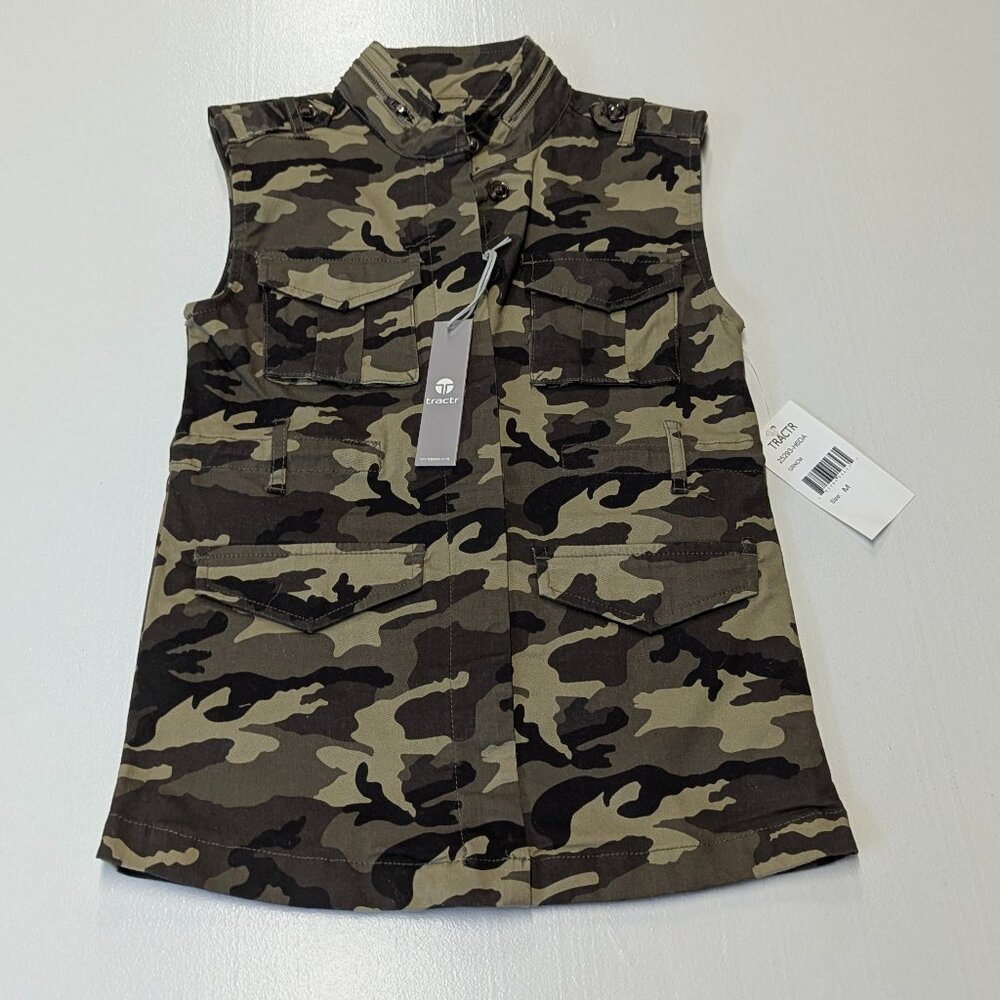 NWT Tractr Size Medium Camo Long Vest